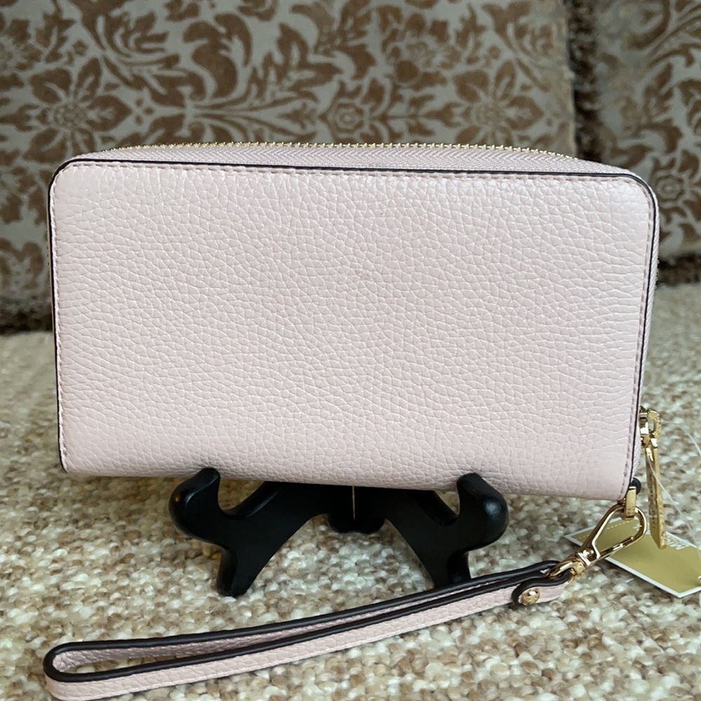 Michael Kors Jet Set Travel LG Flat MF Phone Case - Picture 4 of 16